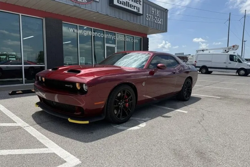 2023 Dodge Challenger SRT8 Hellcat photo 1
