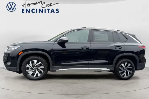 2025 Volkswagen Tiguan S photo 2