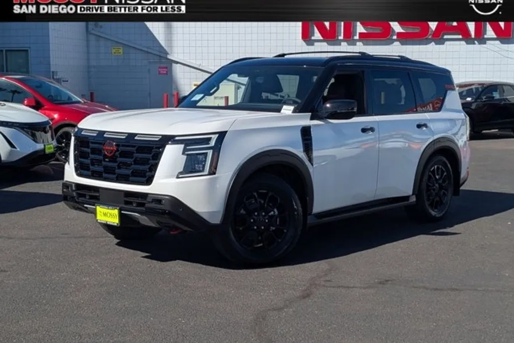 2026 Nissan Armada photo 1