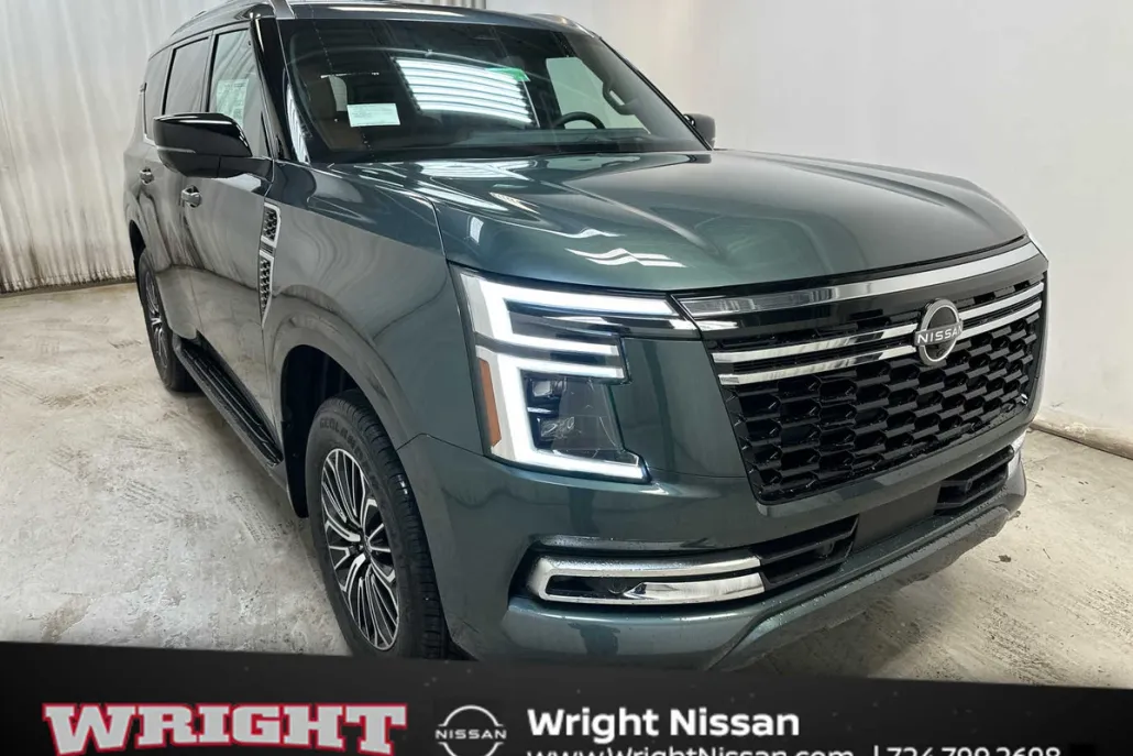 2025 Nissan Armada SL photo 1