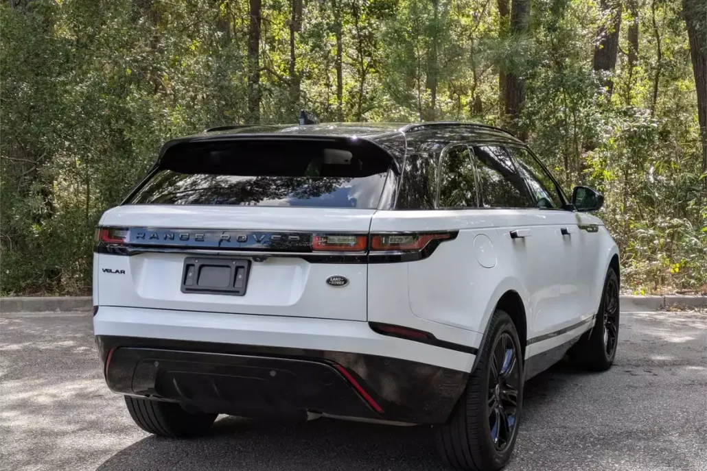 2022 Land Rover Range Rover Velar R-Dynamic S photo 1