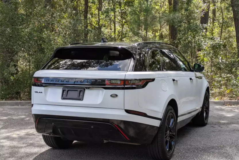2022 Land Rover Range Rover Velar R-Dynamic S photo 1
