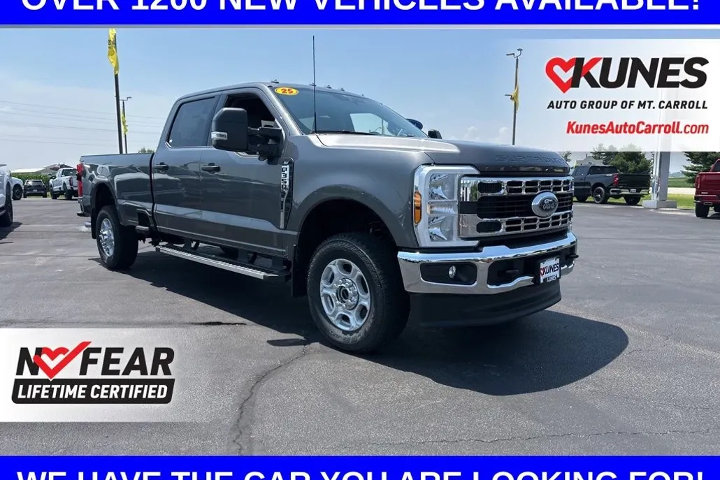 2025 Ford F-350 photo 1