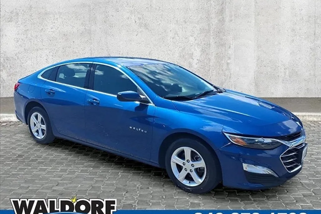 2023 Chevrolet Malibu 1LT photo 1