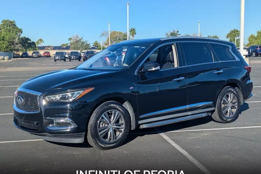 2017 Infiniti QX60 Base photo 1