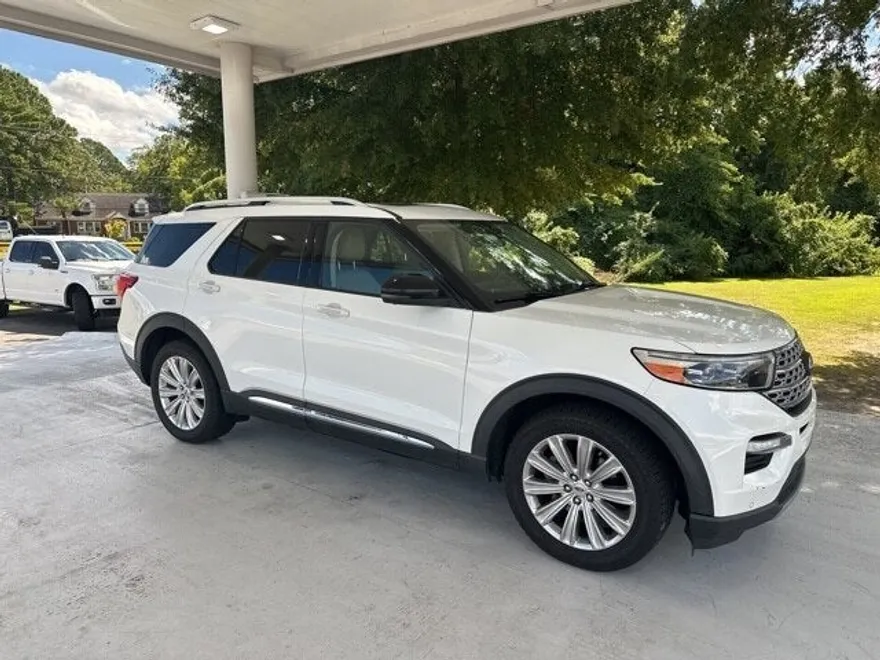 2021 Ford Explorer Limited photo 1