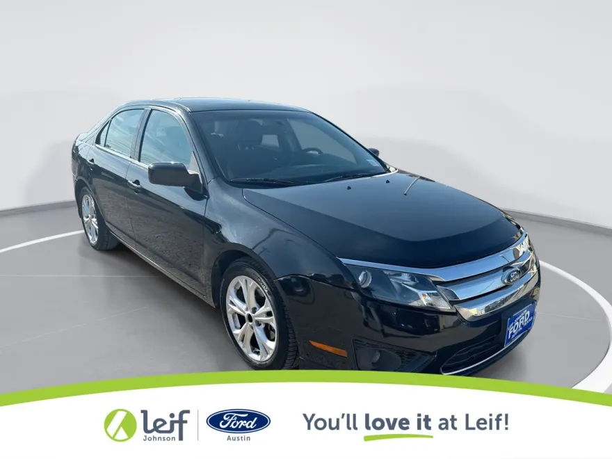 2012 Ford Fusion SE photo 1