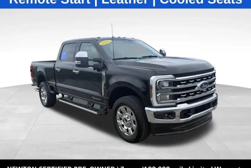 2025 Ford F-250 Lariat photo 1