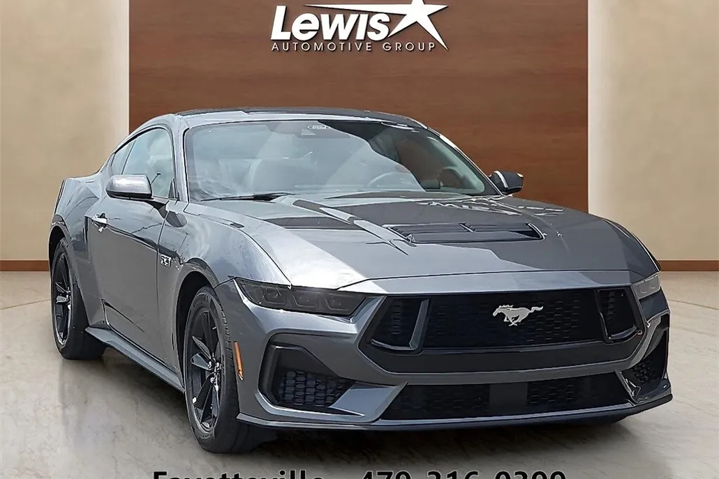 2025 Ford Mustang GT photo 1