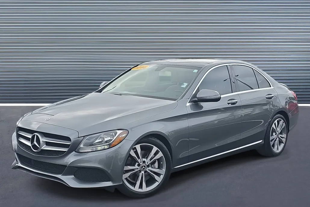 2018 Mercedes Benz C 300 Sedan photo 1