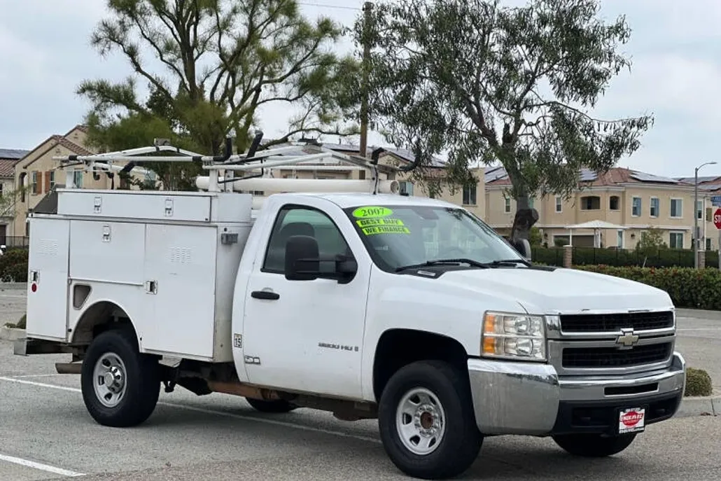 2007 Chevrolet Silverado 3500HD Work Truck photo 1