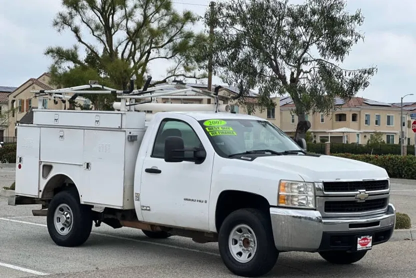 2007 Chevrolet Silverado 3500HD Work Truck photo 1