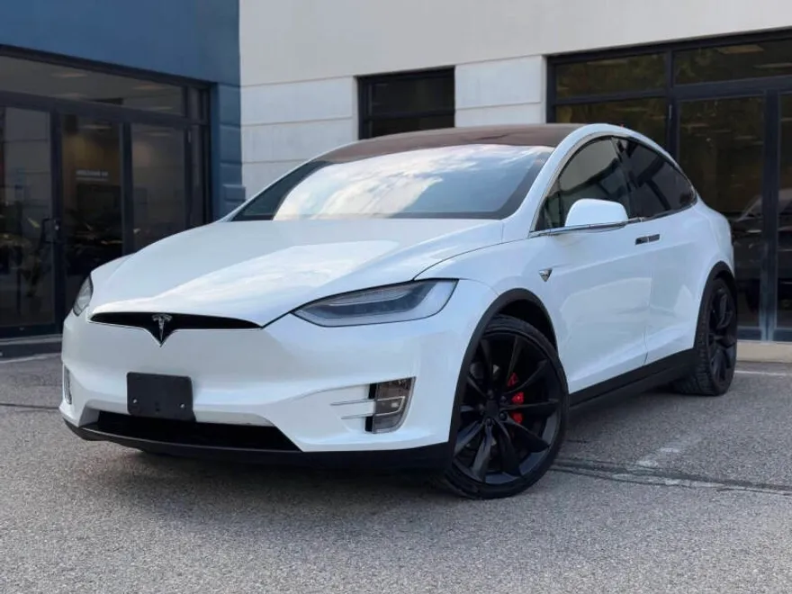 2020 Tesla Model X Performance photo 1