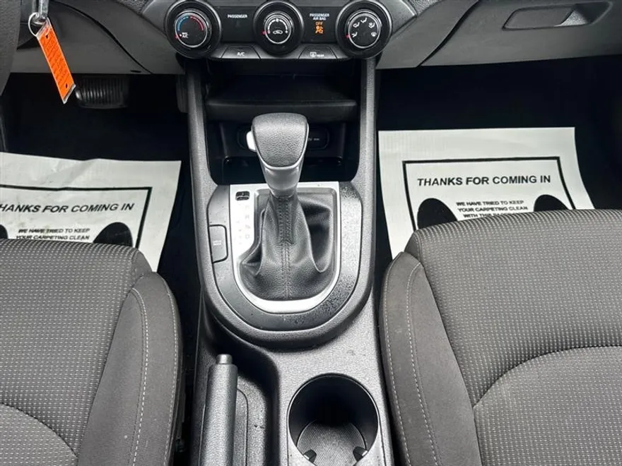 2021 Kia Forte FE photo 27