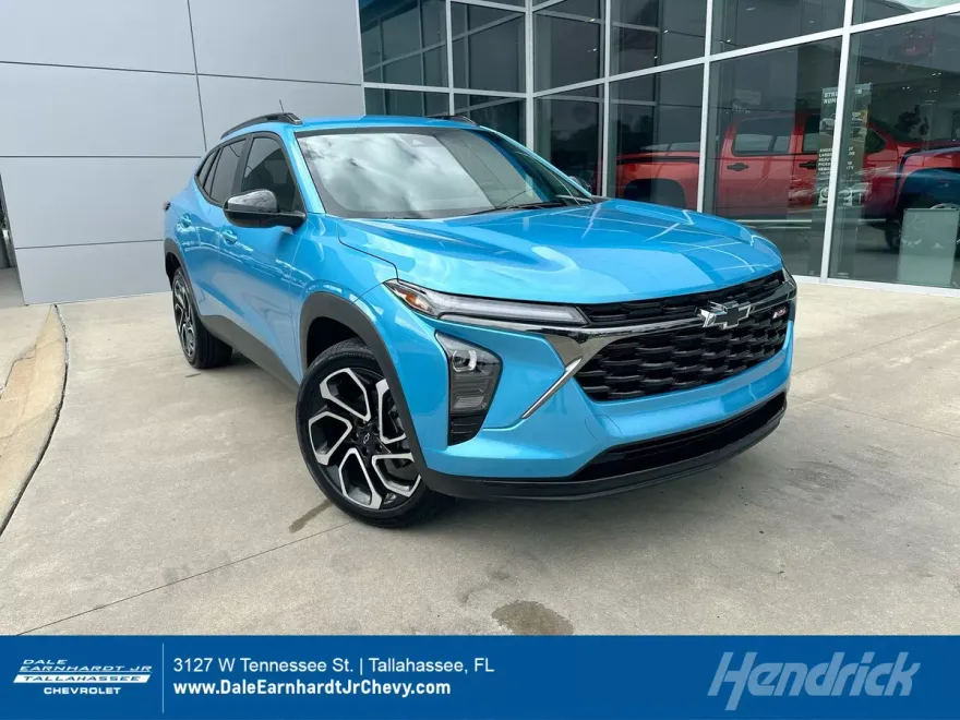 2025 Chevrolet Trax photo 1