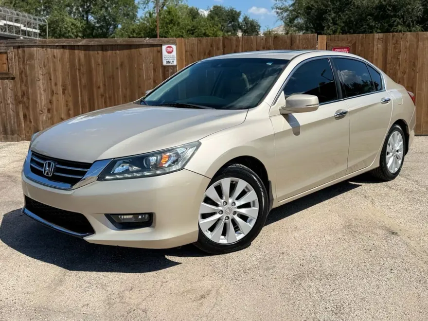 2015 Honda Accord EX-L photo 1
