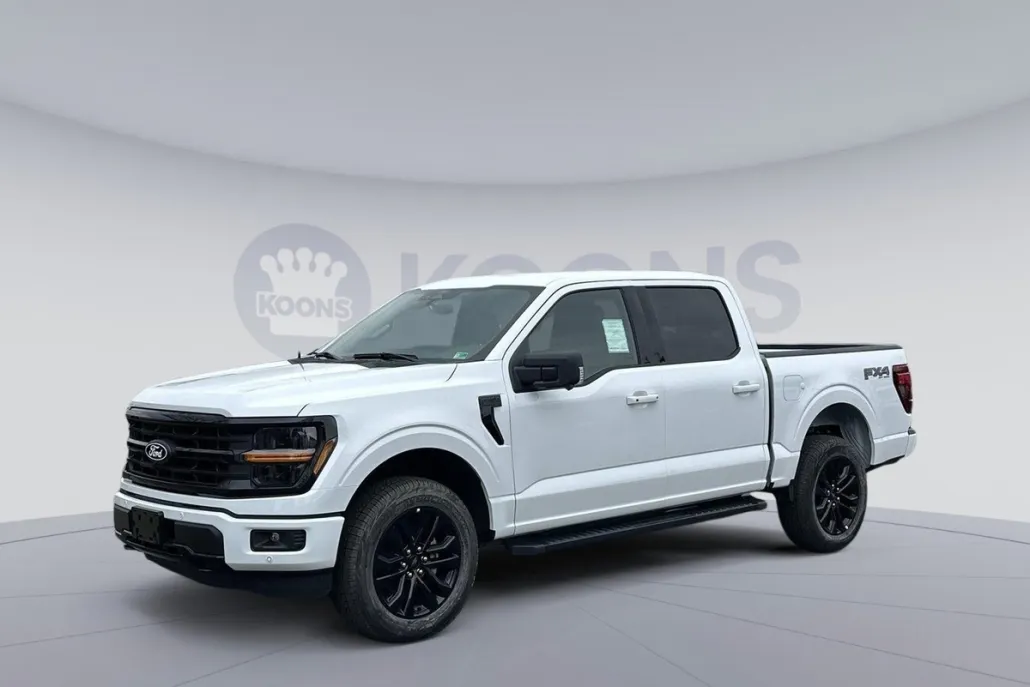 2025 Ford F-150 XLT photo 1