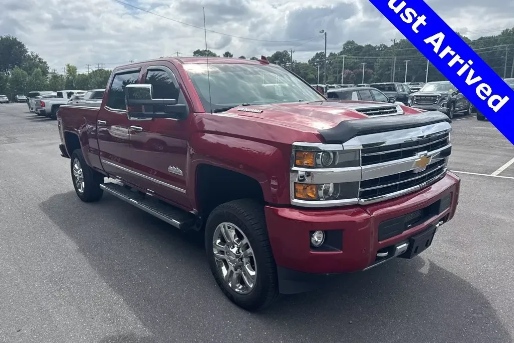 2018 Chevrolet Silverado 2500HD High Country photo 1