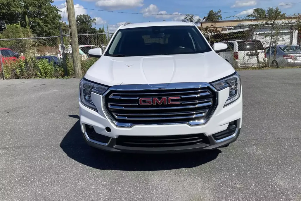 2024 Gmc Terrain SLT photo 1