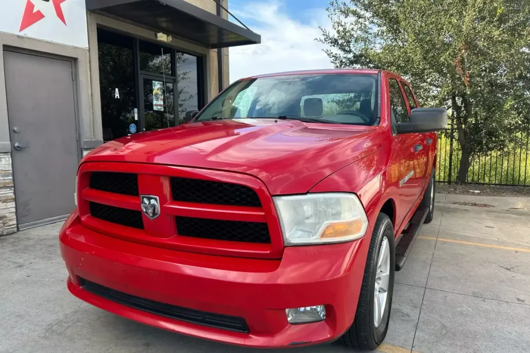 2012 Dodge Ram ST photo 1