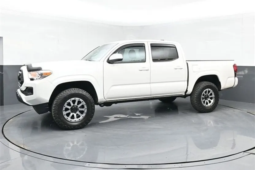 2021 Toyota Tacoma TRD Pro V6 photo 1