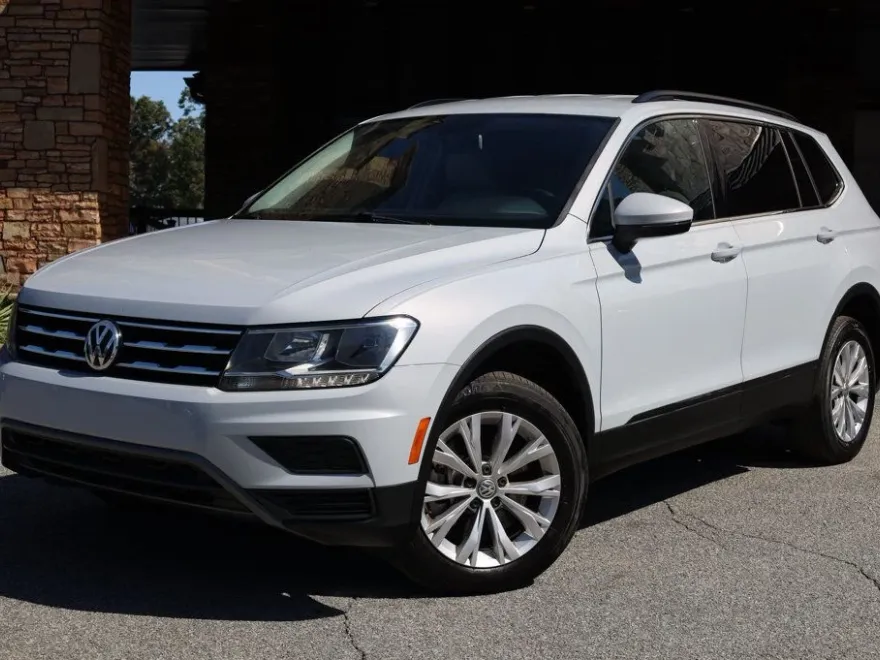 2019 Volkswagen Tiguan SE photo 1