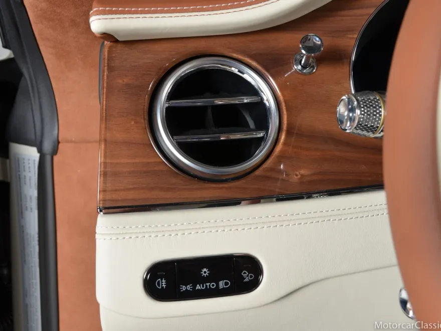 2022 Bentley Continental V8 photo 37