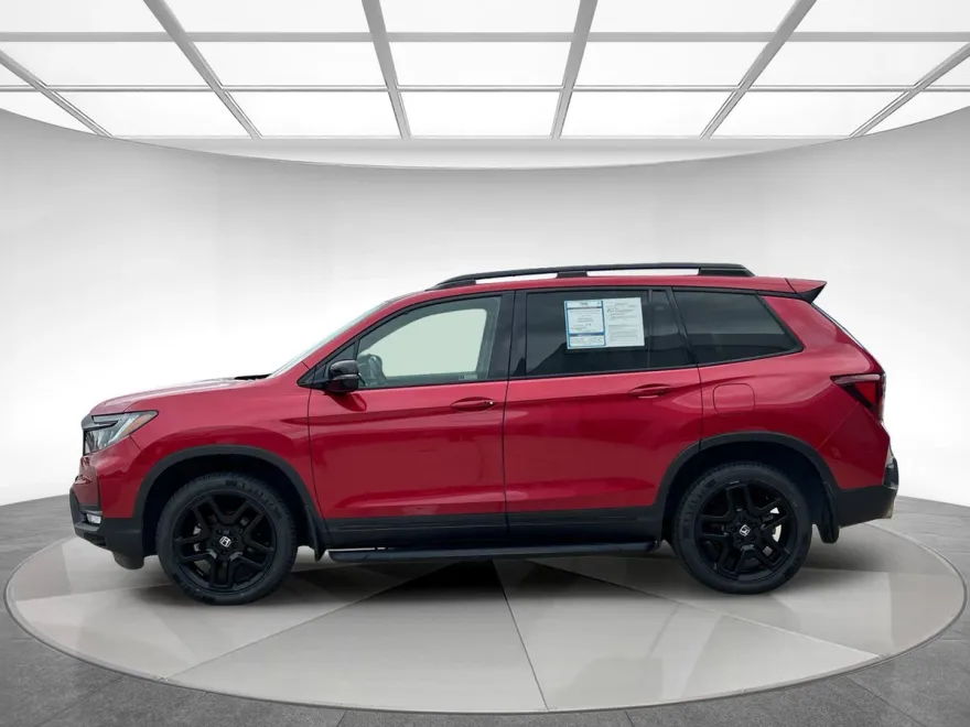 2024 Honda Passport Black Edition photo 1