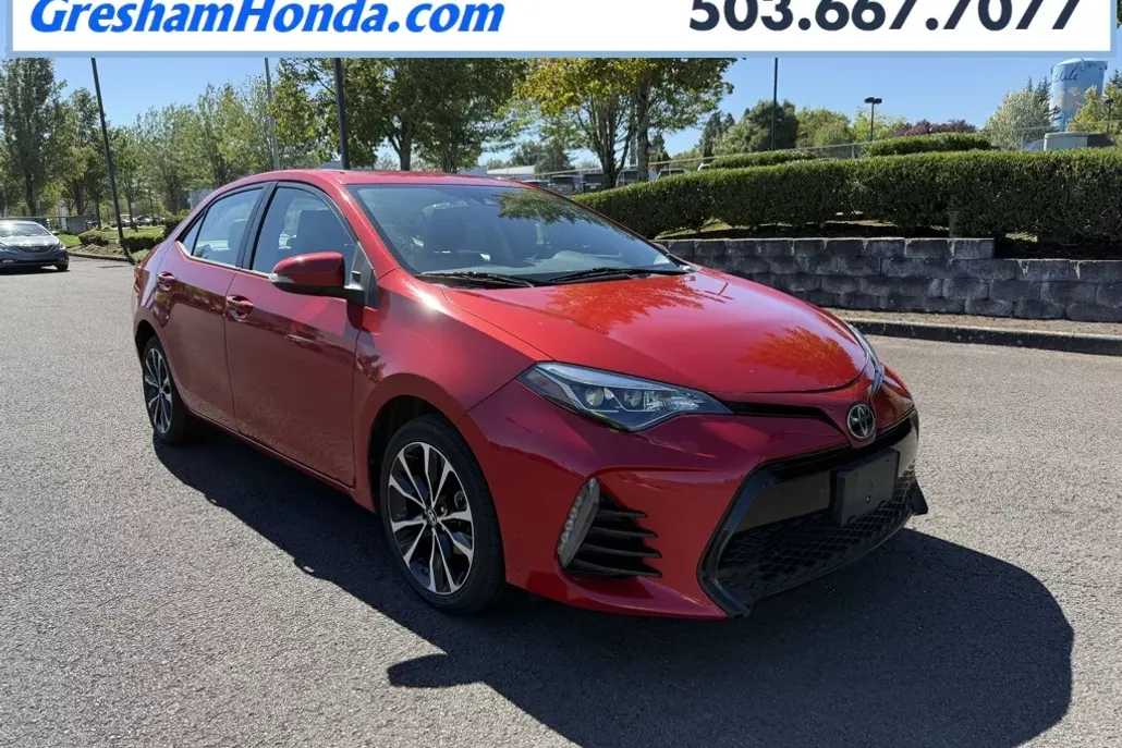 2018 Toyota Corolla XSE photo 1