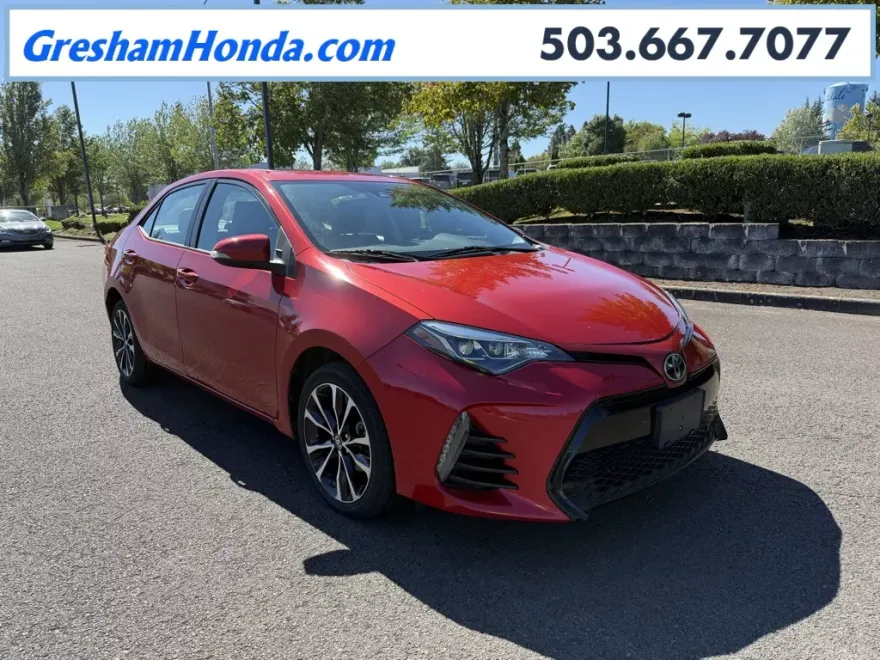 2018 Toyota Corolla XSE photo 1