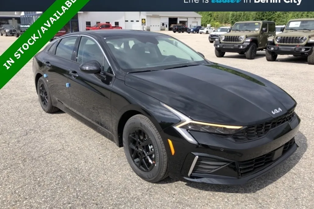 2026 Kia K5 LXS photo 1