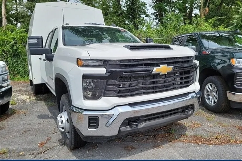 2024 Chevrolet Silverado 3500HD Work Truck photo 1