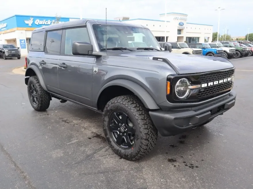 2025 Ford Bronco Big Bend photo 1