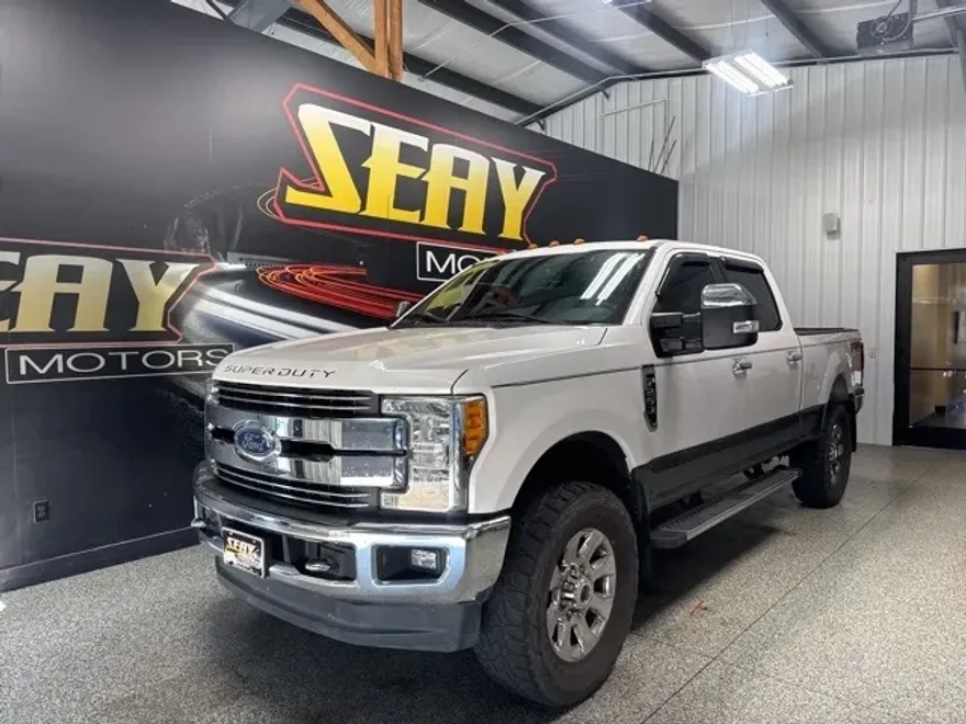 2017 Ford F-250 photo 1
