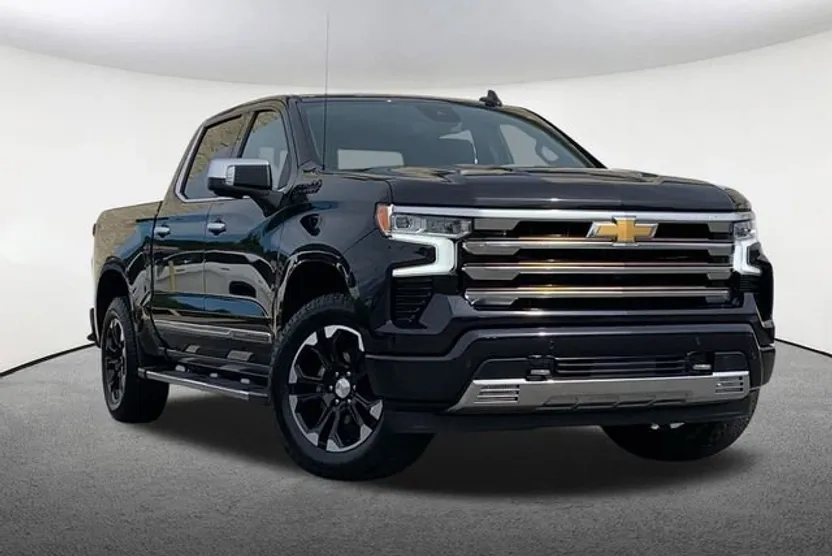 2022 Chevrolet Silverado 1500 High Country photo 1