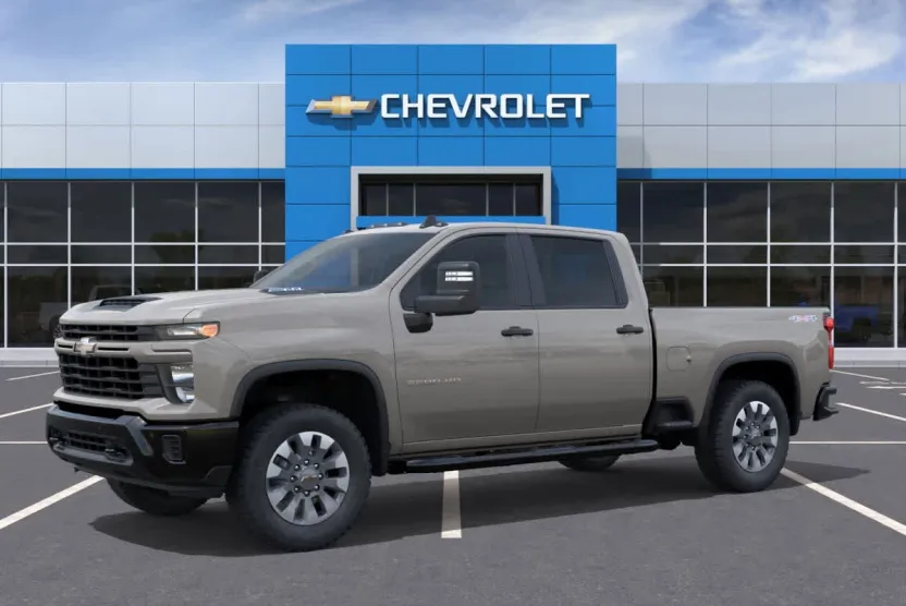 2026 Chevrolet Silverado 2500HD Custom photo 1