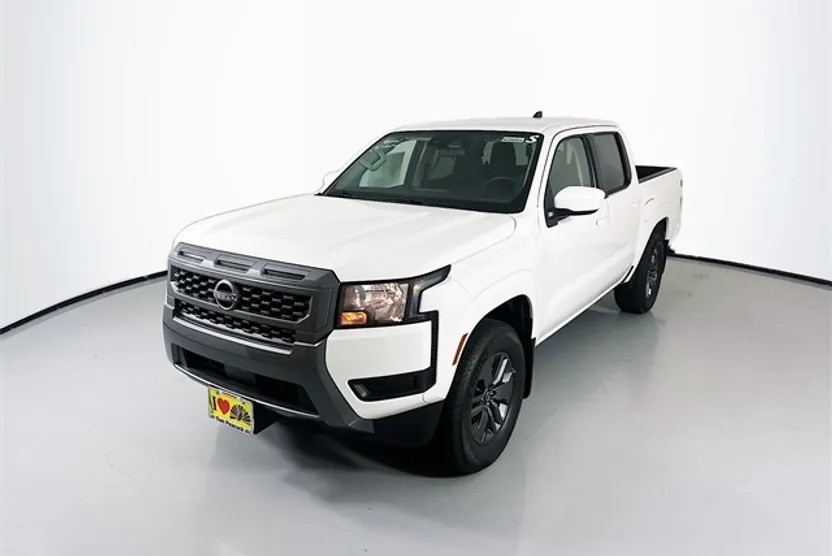 2025 Nissan Frontier SV photo 1