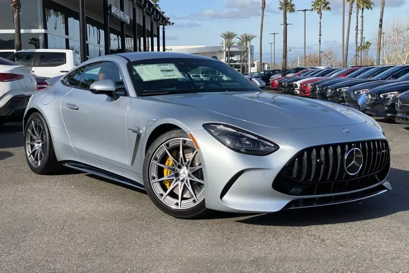 2025 Mercedes Benz AMG GT photo 1