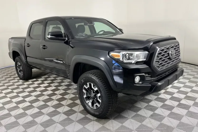 2021 Toyota Tacoma TRD Off-Road photo 1