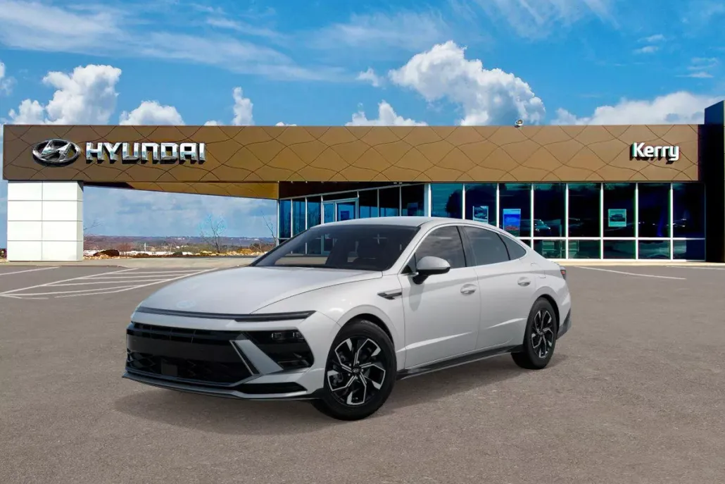 2025 Hyundai Sonata SEL photo 1