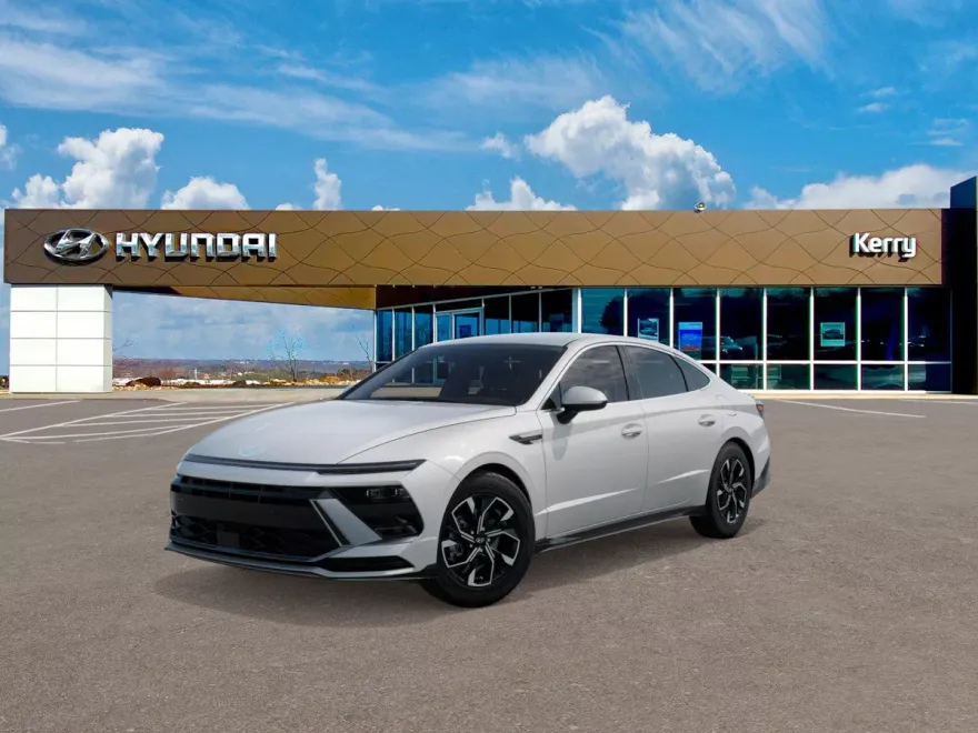 2025 Hyundai Sonata SEL photo 1