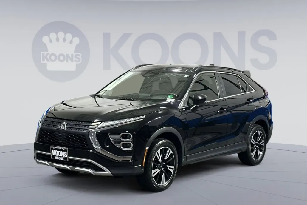 2023 Mitsubishi Eclipse Cross SE photo 1