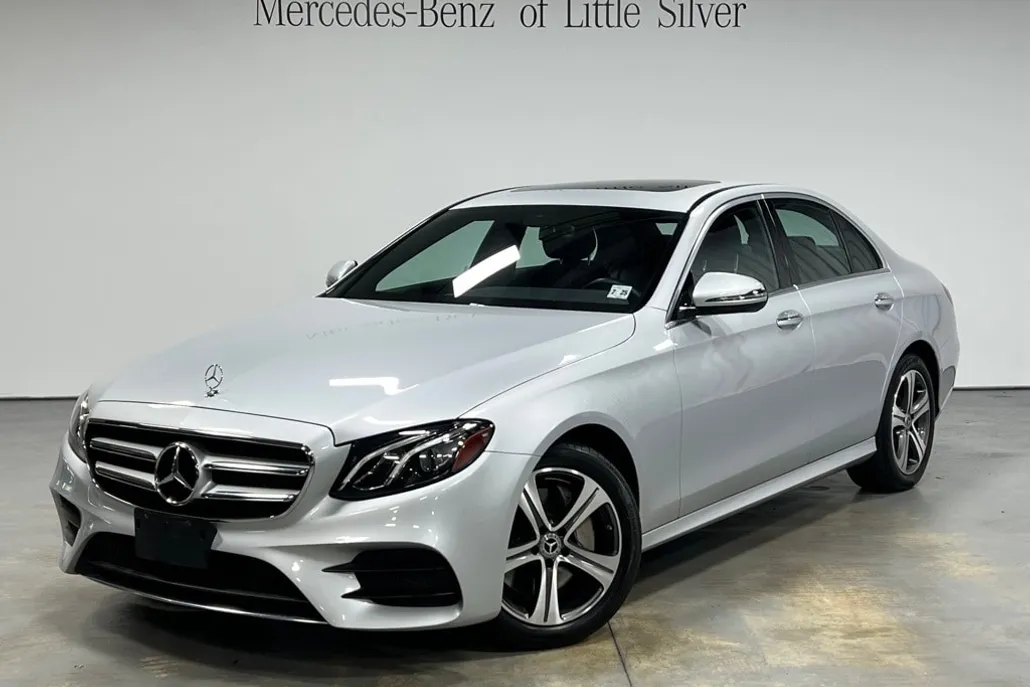 2020 Mercedes Benz E 350 4MATIC Sedan photo 1