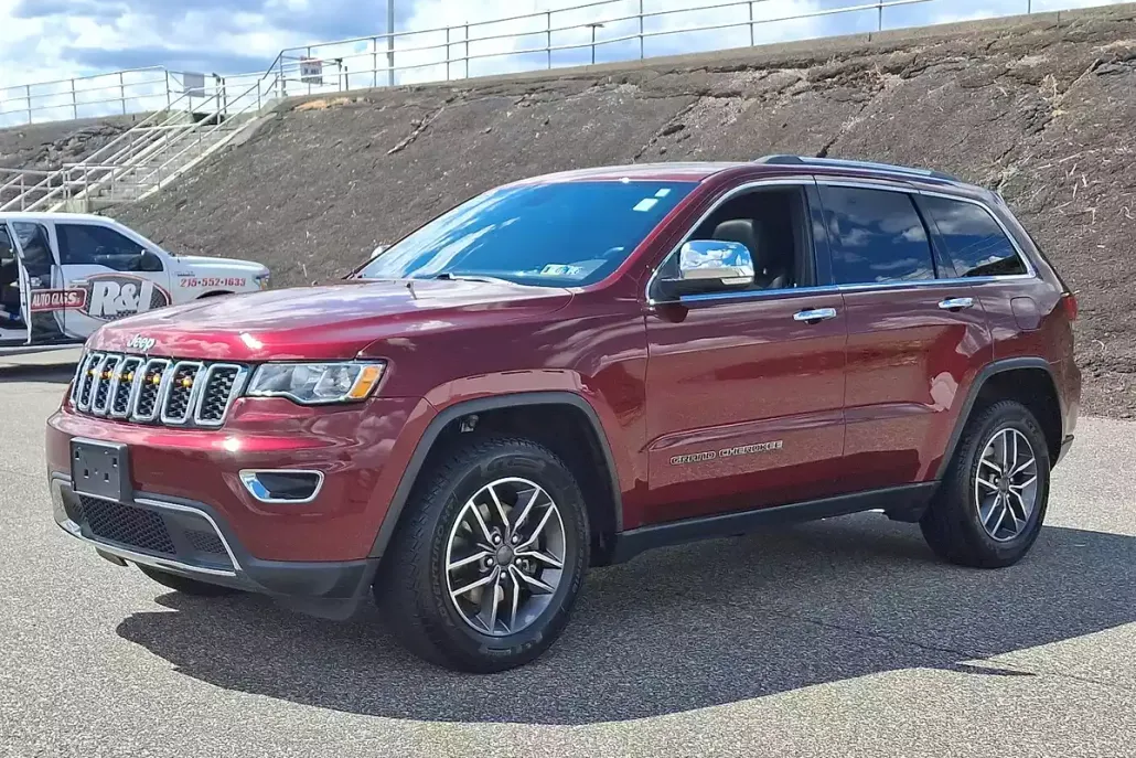 2020 Jeep Grand Cherokee Limited photo 1