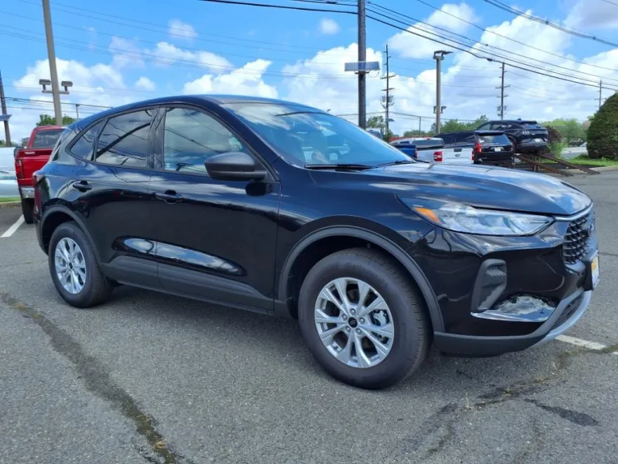 2025 Ford Escape Active photo 1