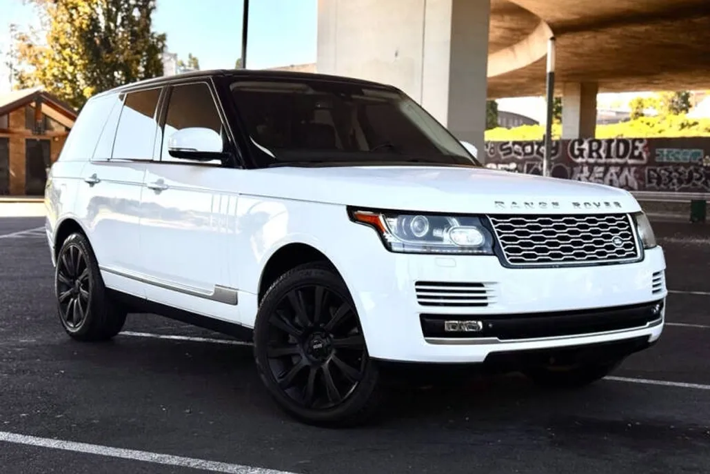 2014 Land Rover Range Rover SuperCharged photo 1