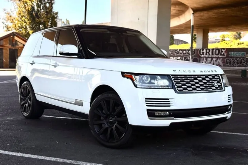 2014 Land Rover Range Rover SuperCharged photo 1