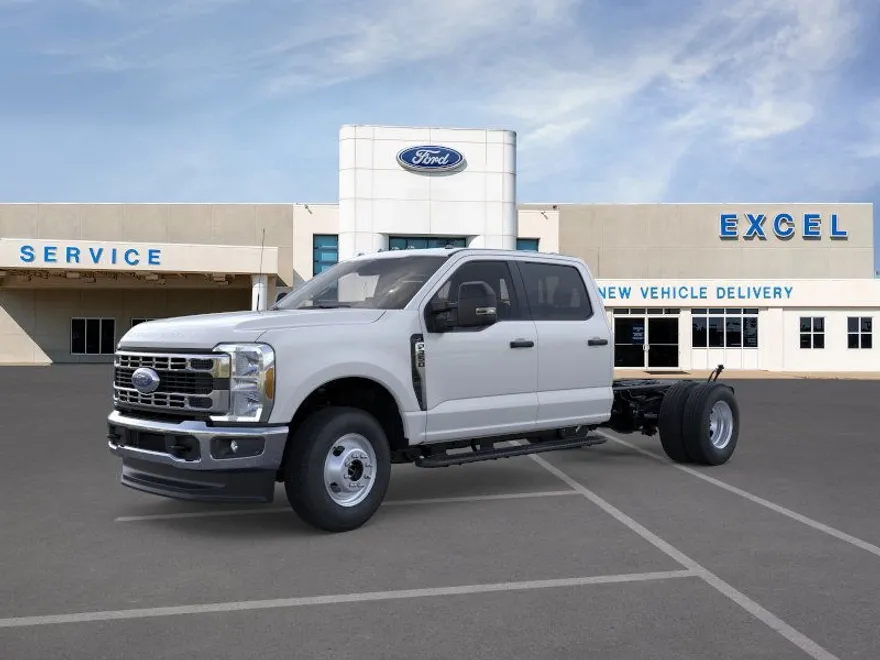 2026 Ford F-350 photo 1