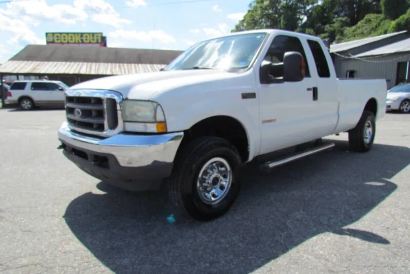 2004 Ford F-250 XL photo 1