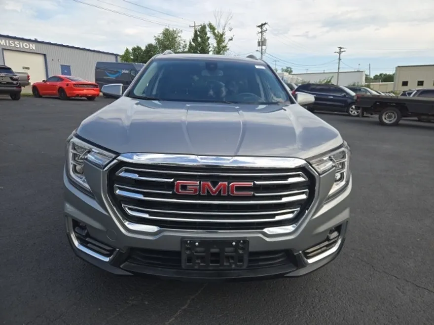 2024 Gmc Terrain SLT photo 1